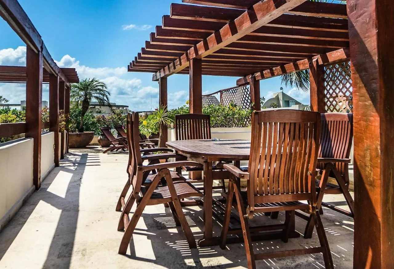 Royal Palms 10 Condo Playa del Carmen 0*,